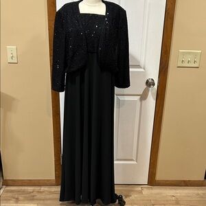 R&M Richards Women's Embellished Evening Gown - Flattering Full Length Cocktail Dress - View #6